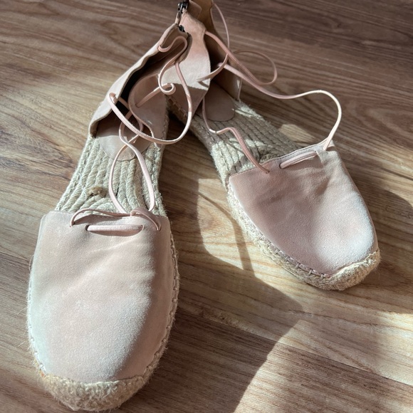 Eileen Fisher Leather Lace-Up Espadrille
Sandal Toffee Cream Size 10 - Picture 4 of 11